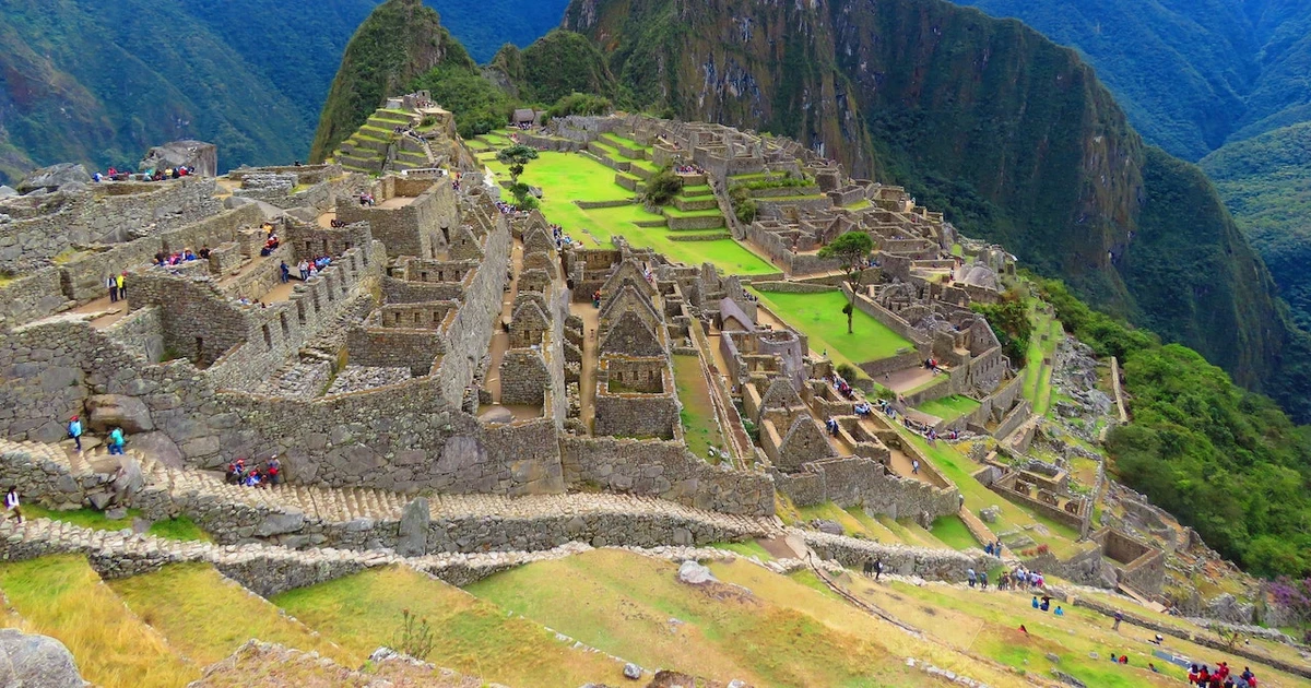 Discovering The Ancient Wonders Of Peru - Journey Through Time
