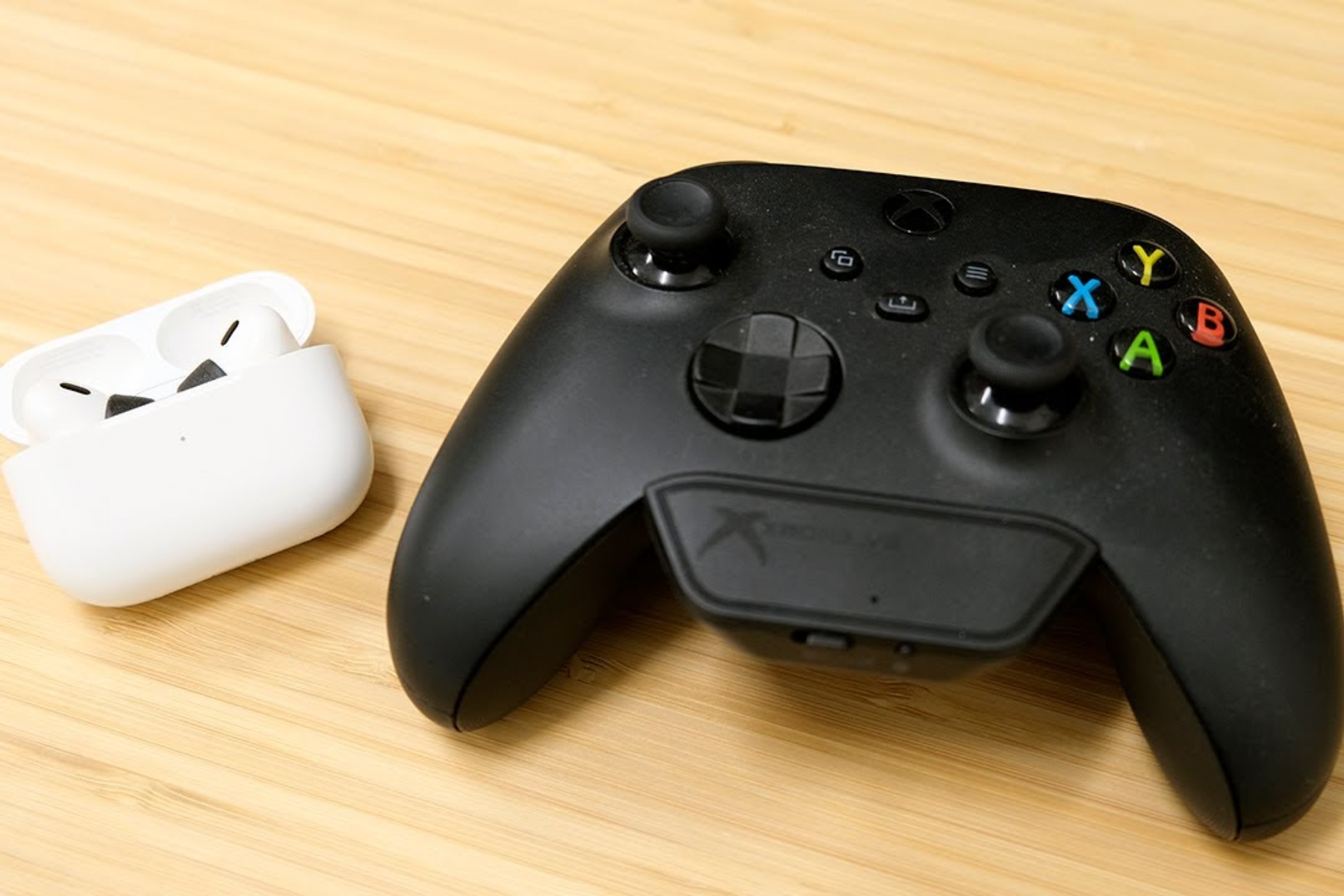 Can You Use Earbuds As A Mic On Xbox One The Answer And More